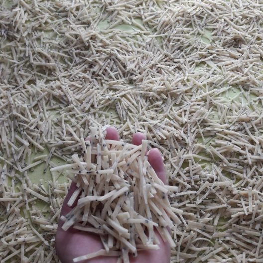 Çörekotlu Erişte 1000 Gr Gerçek organik sebze suları ve püreleri kullanıldı